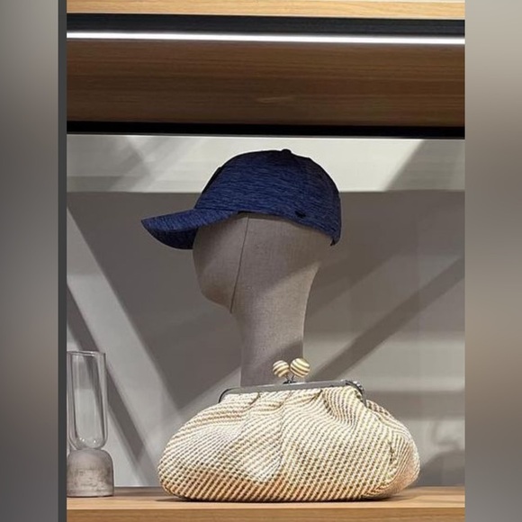 MaxMara Weekend Label-cut Jersey Baseball Cap Size: Various Spring/Summer - Picture 7 of 11